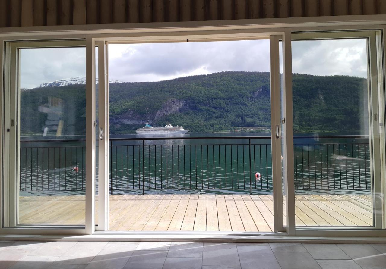 Stryn Fjord Lodge Faleide 130 Exterior foto